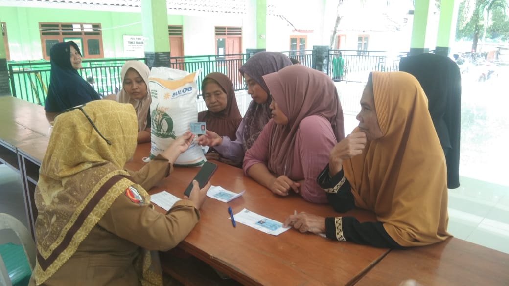 Penyaluran Bantuan Beras Bulan Mei 